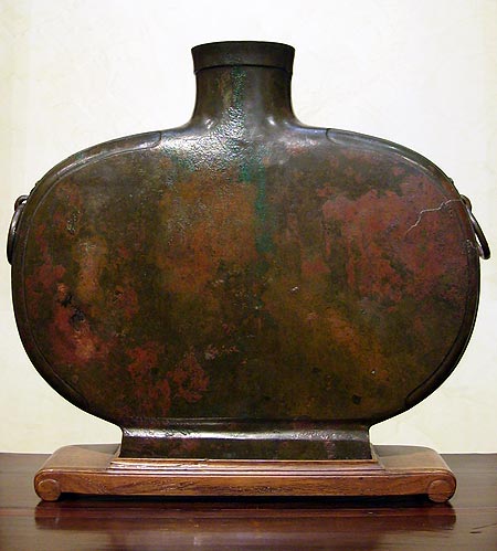bian hu wine vase - Bian hu wine vase - Han Dynasty (-206 BC + 220 AD) - files