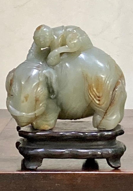 celadon jade elephant - celadon jade elephant - End of XIXth century - jades