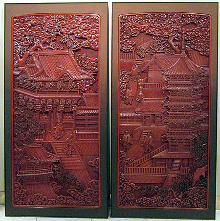 paire de panneaux en bois laqué rouge - Paire de panneaux en bois laqué rouge - Japon XIX° siècle - archives