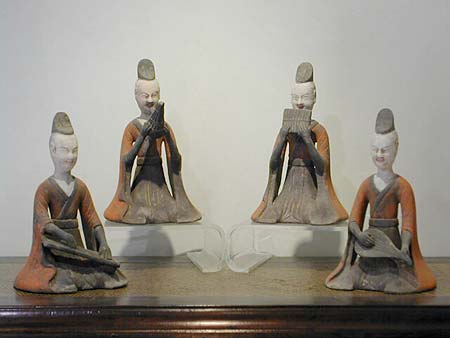 grey pottery musicians - grey pottery musicians - Northen Wei dynasty ( 386-535 ) - files