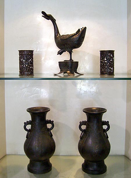 group of bronzes with brown patina - Group of bronzes with brown patina - Ming Dynasty (1368 - 1644) - files