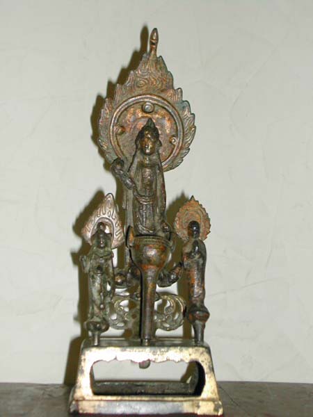 buddhist altar in gilt bronze - Buddhist altar in gilt bronze - Sui dynasty ( 581-617 ) - files