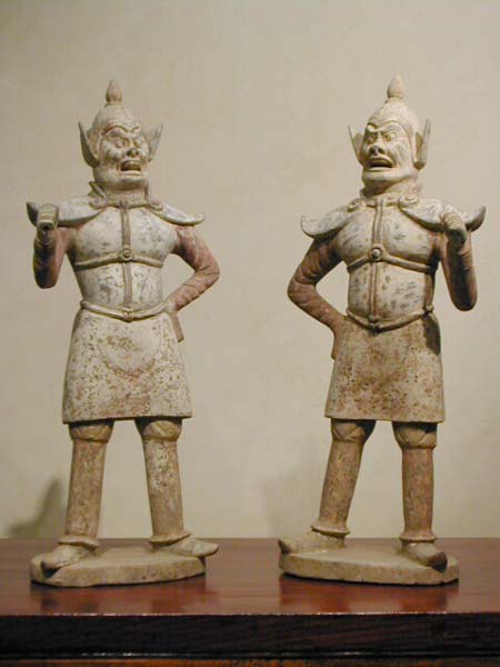gardiens célestes en terre-cuite grise - Gardiens célestes en terre-cuite grise - Dynastie Tang ( 618-906 )  - archives