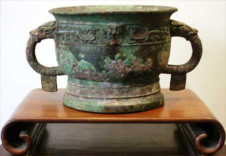 vase gui - vase gui - Dynastie des Zhou de l’Est , période Printemps-Automne ( -770 - 476 av JC )  - bronzes