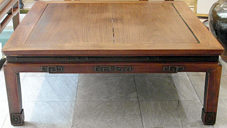 huanghuali low table - Huanghuali low table - China XIX th century - files