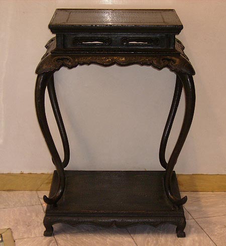 sellette laquée noire - sellette laquée noire - Fin de la Dynastie Ming XVII° siècle  - mobilier